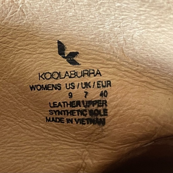 Koolaburra Red Suede Fringe Ankle Boots - Picture 2 of 12